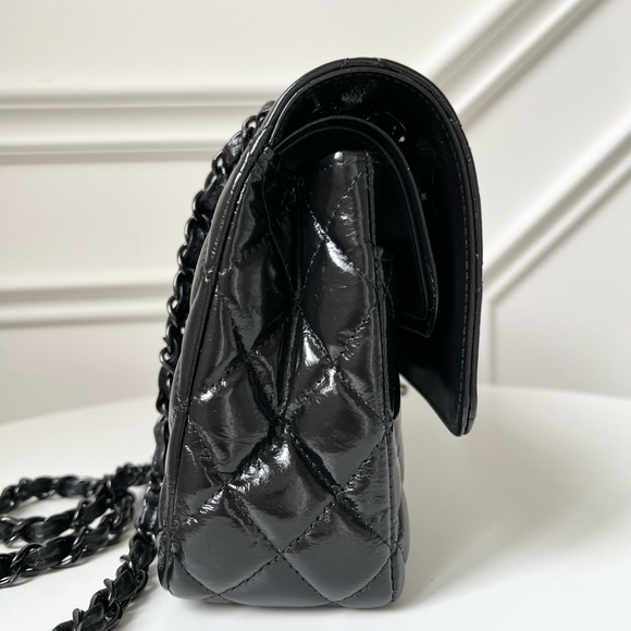 —SOLD—CHANEL M CLASSIC SO BLACK - Picture 4 of 12